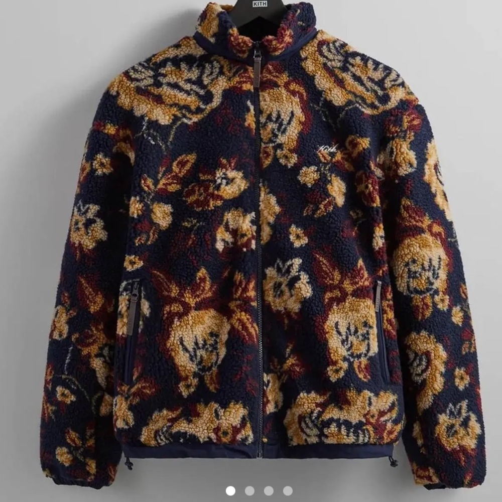 Kith Pinehurst Sherpa Navy and Cream Floral Teddy Jacket, new without tags - Picture 4 of 6